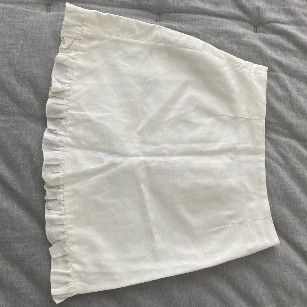 White linen Charlie Holiday lined skirt size us 4 NWOT